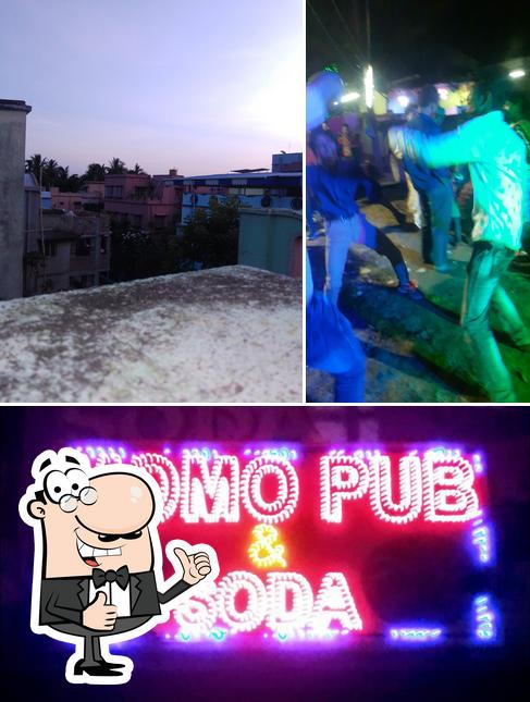 See this pic of Momo Pub