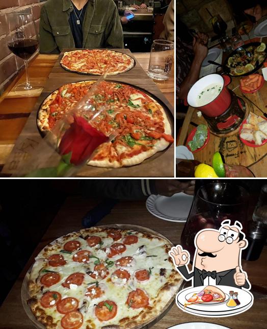 Prenez des pizzas à Wineology