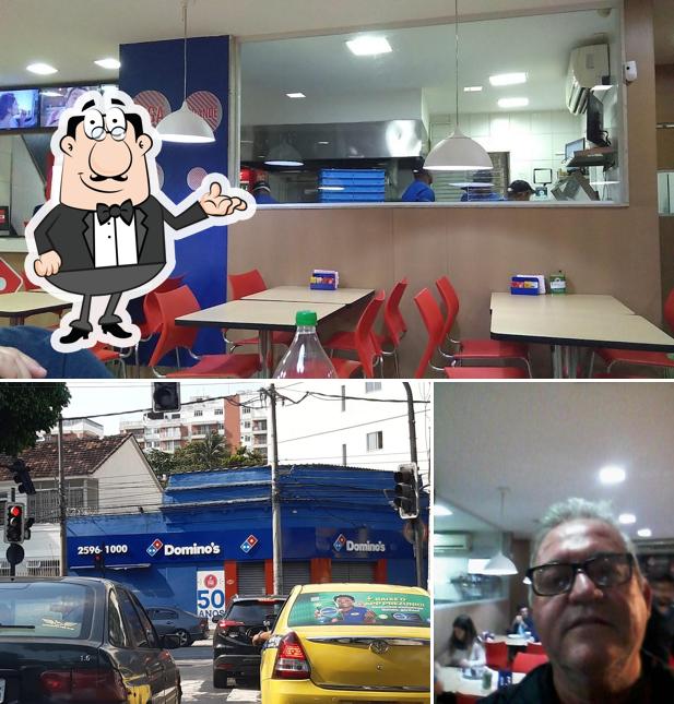 O interior do Domino's Pizza