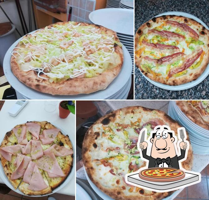 Scegli tra le molte varianti di pizza