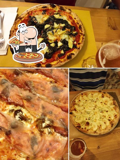 Prenditi una pizza a Pizzeria Da Marasca Valvasone