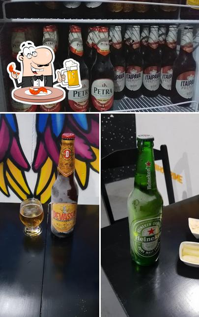 Peça uma tulipa de cerveja leve ou escura