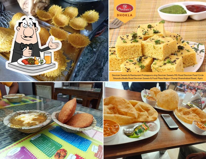 Food at Deviram's Food Circle