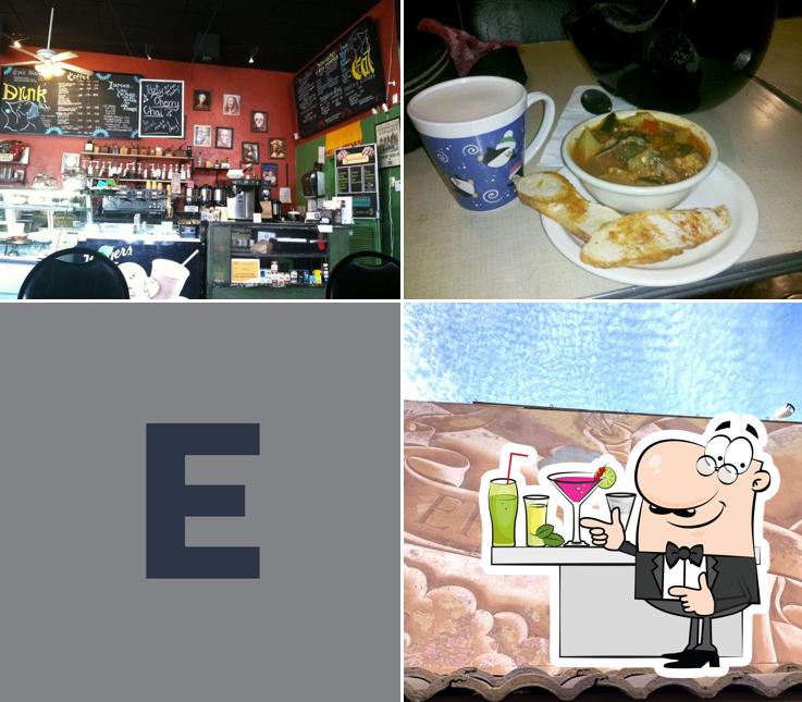 Это фотография кафе "Epic Cafe"