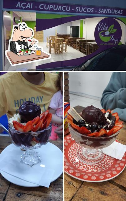 A Sky Açaí e Convêniencia se destaca pelo comida e interior