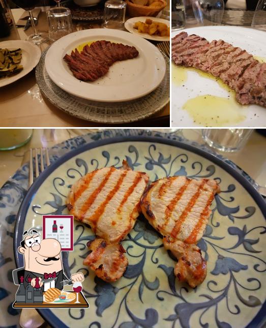 Ordina i piatti di carne a Osteria Del Teatro