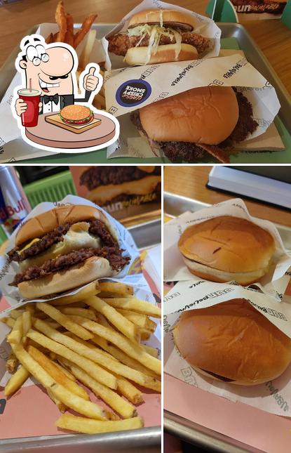Prenditi un hamburger a Bun Burgers - Porta Venezia