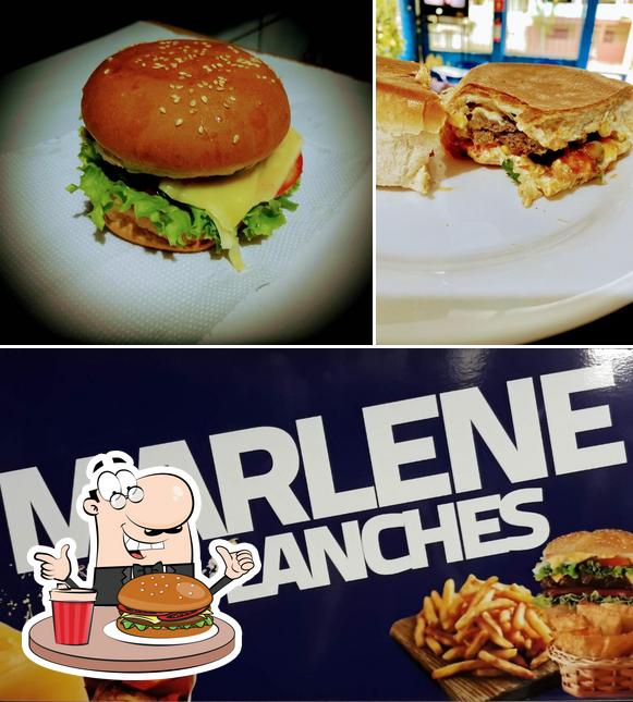 Consiga um hambúrguer no Marlene Lanches