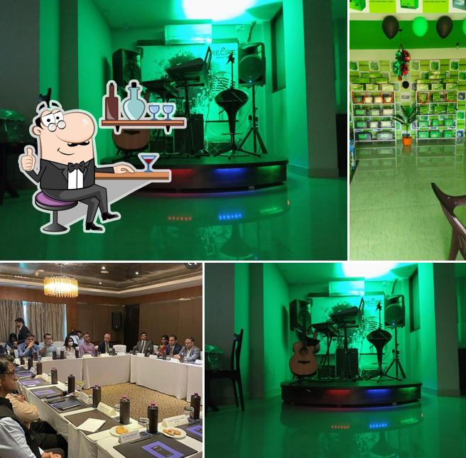 Recipe (Taste of Town) Best Multicuisine Restaurant Live Music