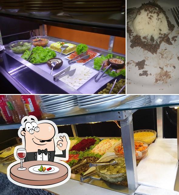 Comida em Speed Bar e Espetaria