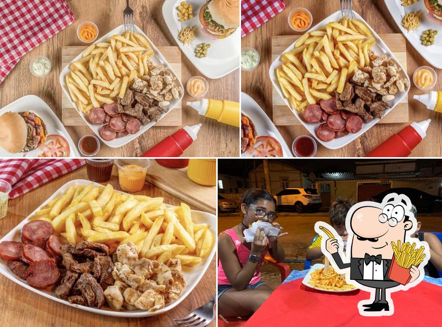 Prove cbatatas fritas francesas no Burguêro hamburgueria e petiscaria