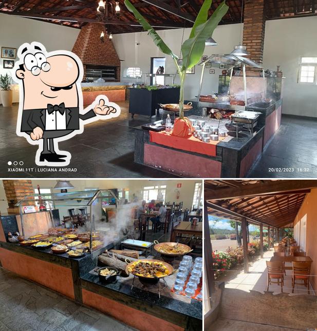 O interior do Emboabas Grill