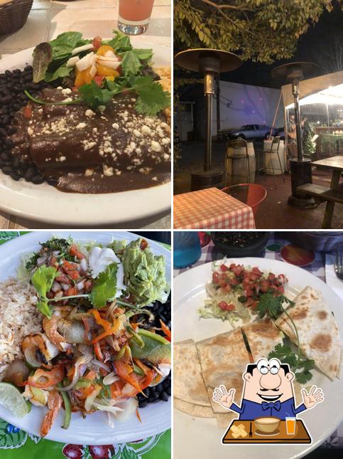Platos en Taco Jane's Restaurant And Bar