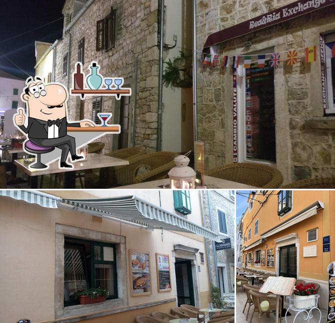 Dai un'occhiata agli interni di Caffe Bar Niko