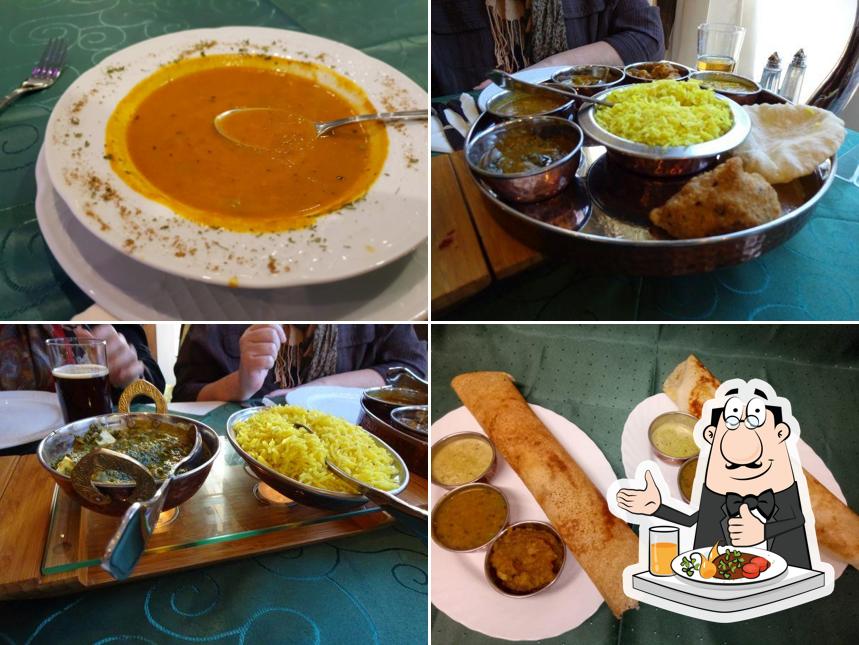 Еда в "Kitchens Of India"