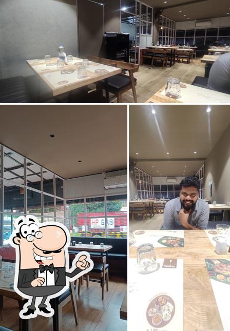 Foodbay Restaurant