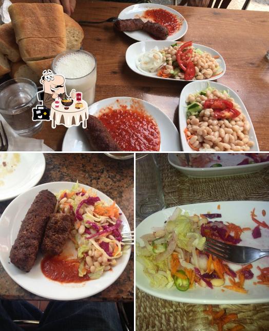 Еда в "Kol Köfte Tarihi Sofram Restaurant"