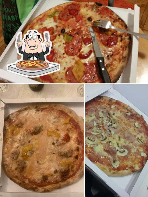 Choisissez des pizzas à Pizzeria Lo Scugnizzo