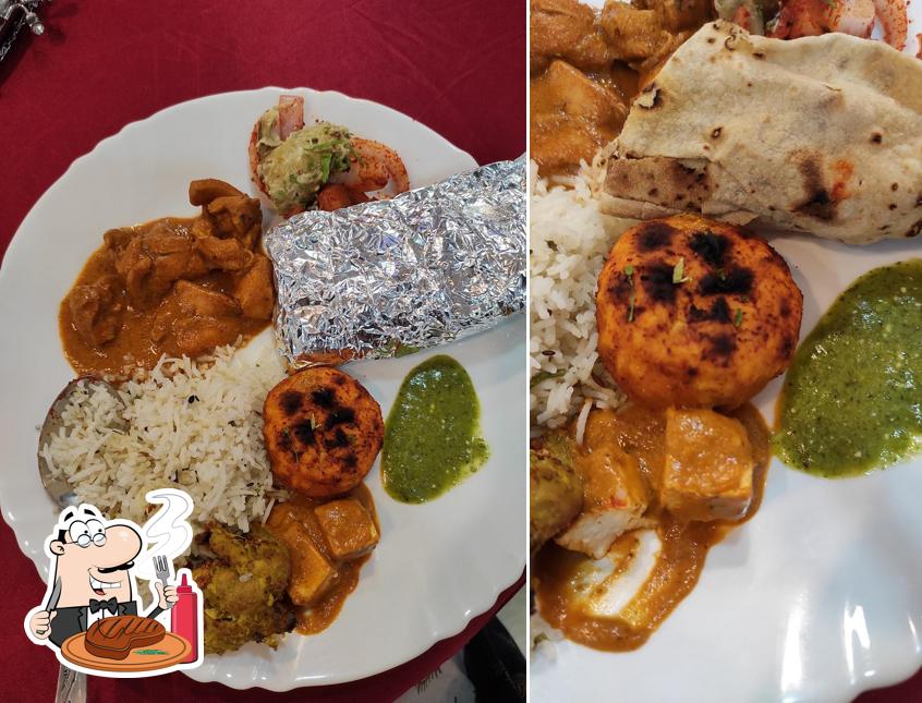 Pick meat meals at Goila Butter Chicken- Dhanbad