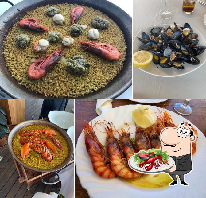 Toma marisco en Restaurant La Marina Castelló