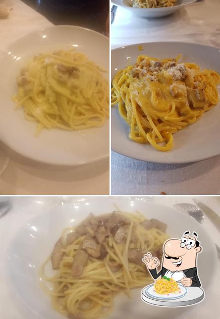 Spaghetti à la carbonara à Ristorante da SALVO Roma