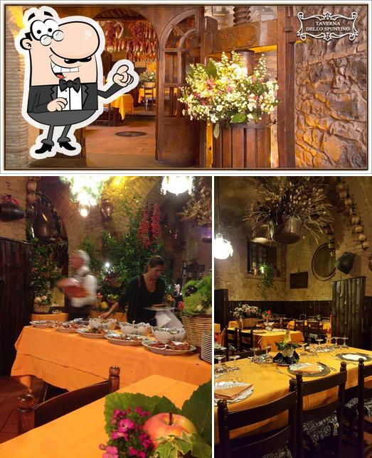 La foto di interni e cibo da Taverna dello Spuntino
