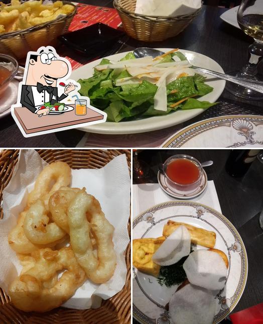 Platti al Ristorante Jin Lai Deng
