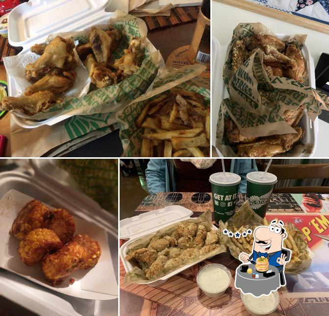 Wingstop, 101 Ramsay Way Suite 101 in Kent Restaurant menu and reviews