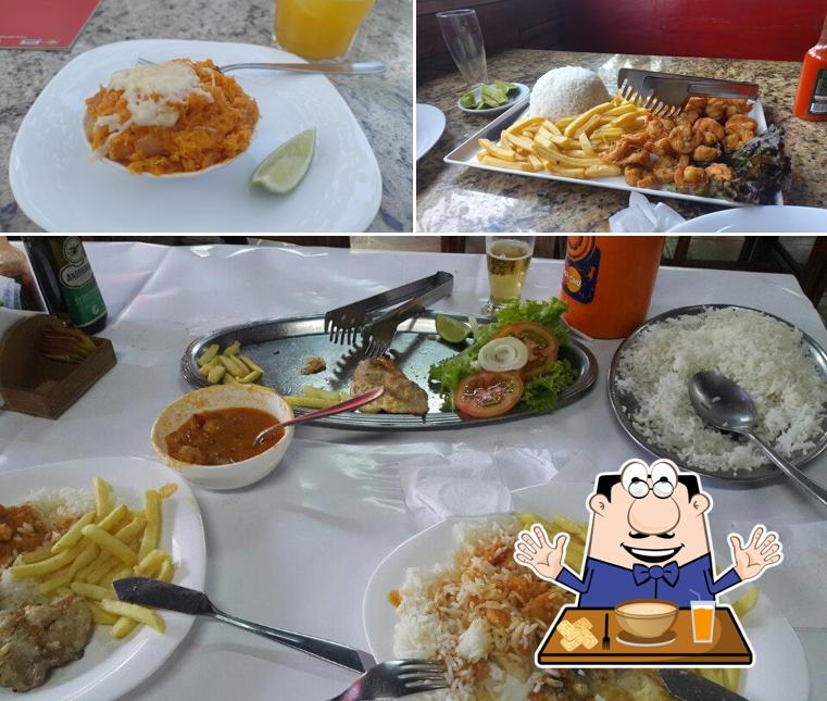 Comida em Restaurante Aquarios - Peixe na brasa e frutos do mar em Barra de Guaratiba
