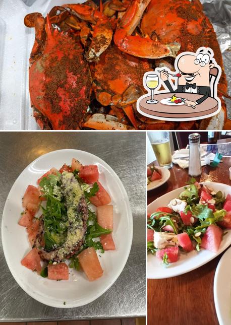 Hudson Beach Crab House In Hudson Restaurant Menu And Reviews