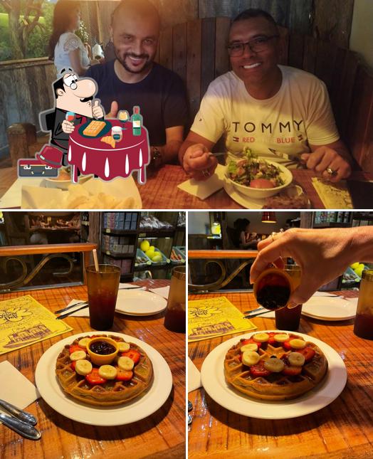 Waffles em The Yellow Deli