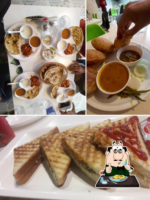 Meals at Kundan's