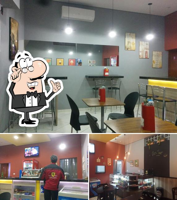 Veja imagens do interior do Big Tudo Lanches e Porções