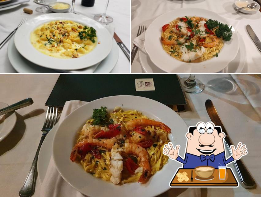 Camarões salteados em Fiorino Ristorante
