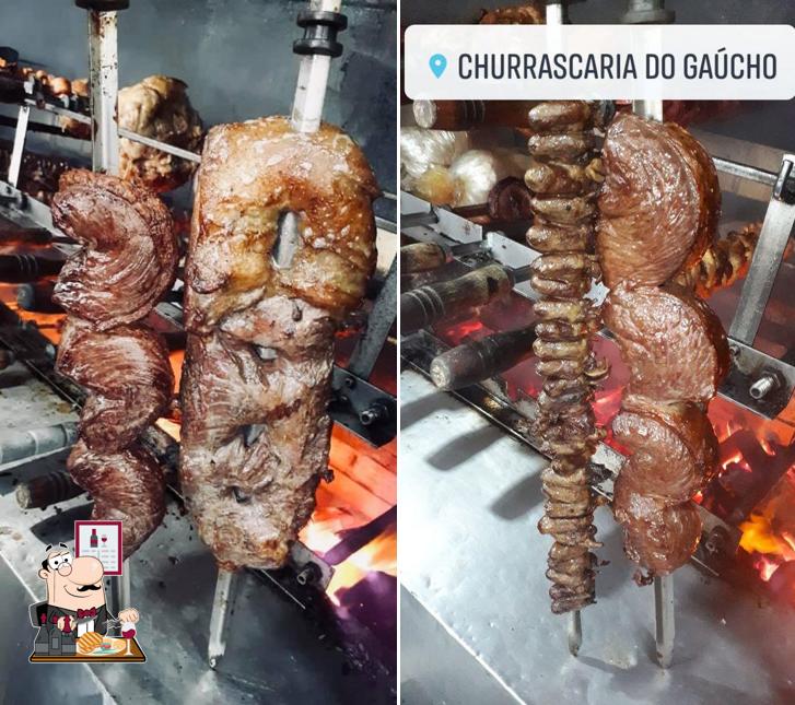 Refeições de carne são oferecidos no Churrascaria do Gaúcho
