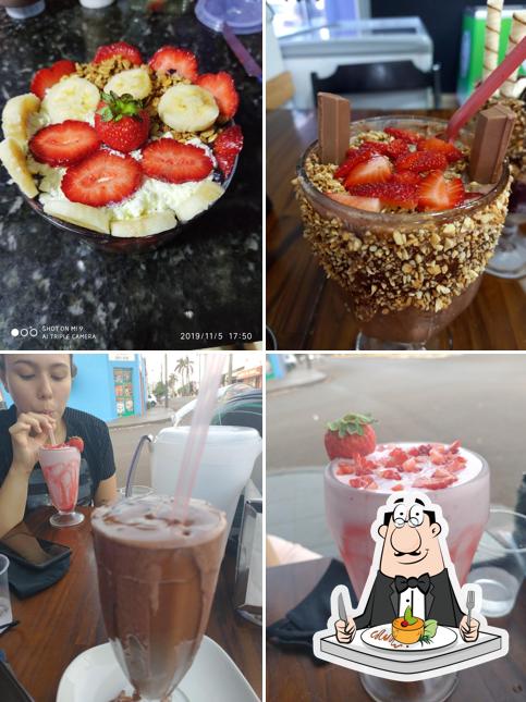 Comida em Estação açaí