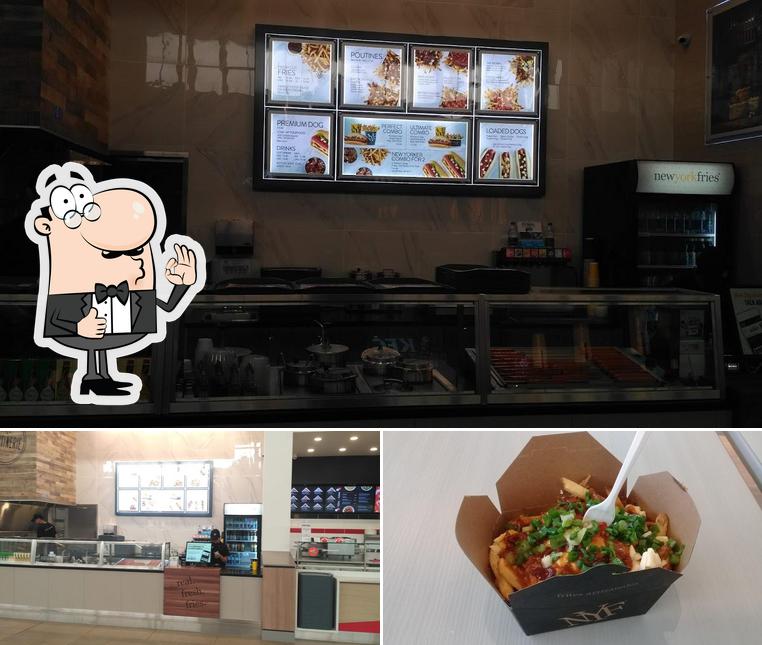 New York Fries, Food Court, Premium Outlets Mall, 1 Outlet Collection