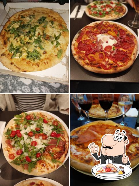 Choisissez des pizzas à Pinocchio