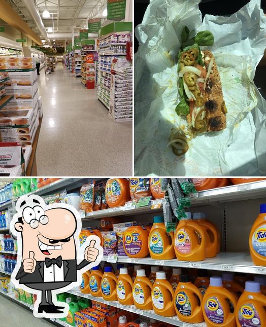 Publix Super Market at Champions Gate Village in Four Corners Restaurant reviews