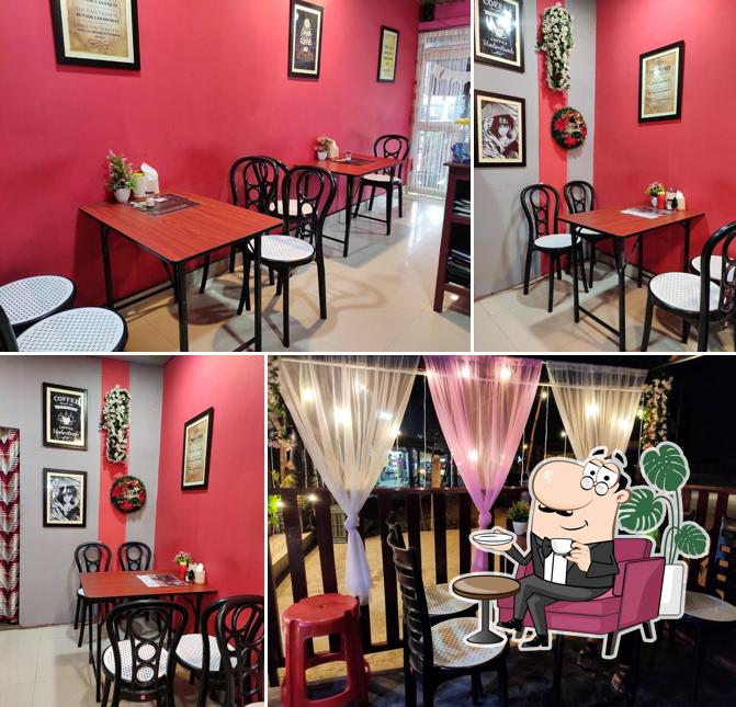 Twinstar cafe