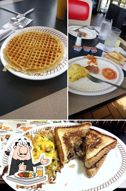 Waffle House, 1607 TW Alexander Dr in Durham Restaurant menu and reviews