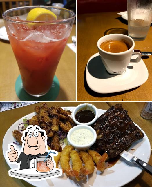 A foto da bebida e comida no TGI Fridays Terminal 3: Sports Bar, Drinks, Hambúrguer, Happy Hour, Guarulhos SP