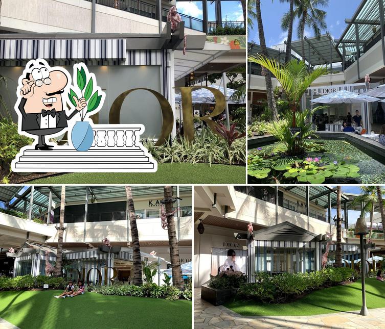 You can get some fresh air at the outside area of DIOR Café Ala Moana