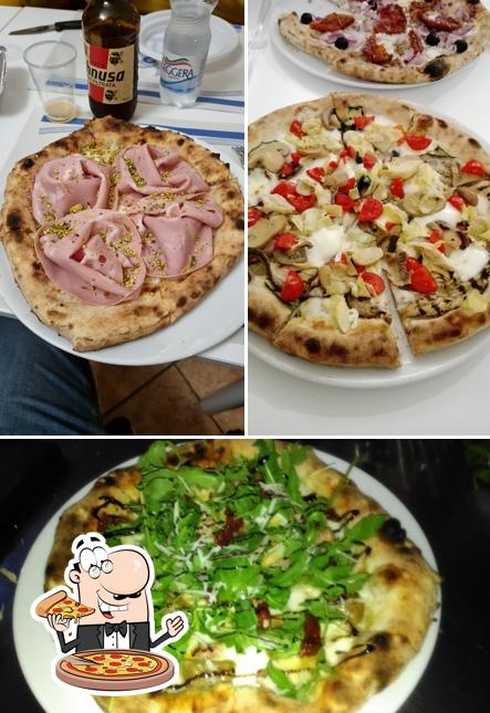 Scegli una pizza a Lievito Madre Pizzeria Paposceria