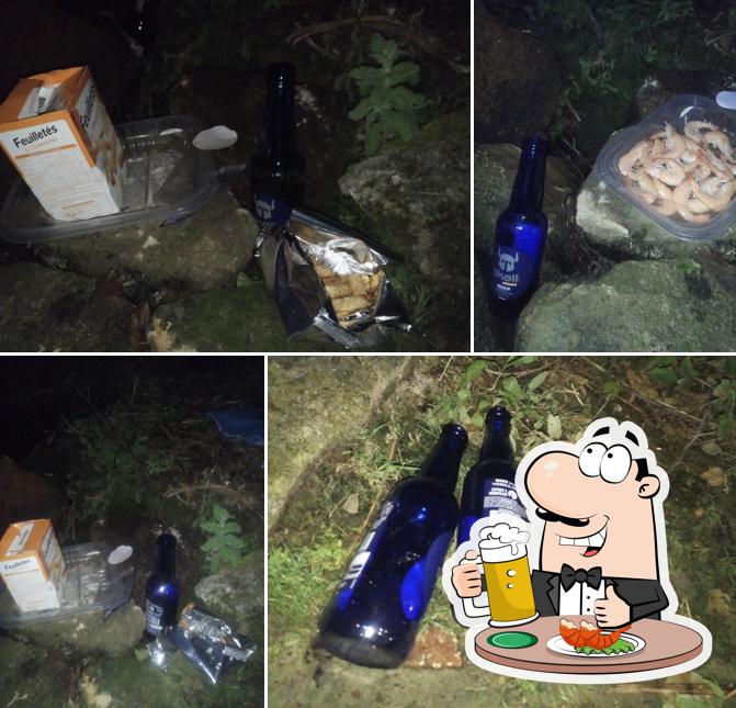 Les Acacias