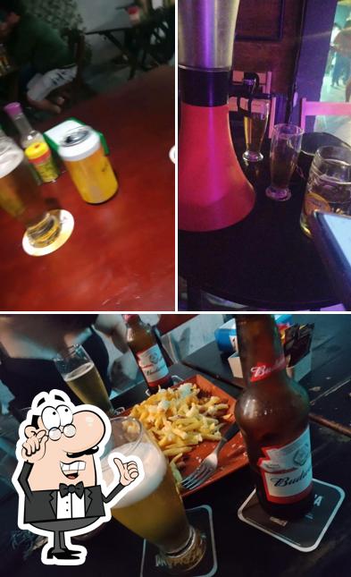 O interior do Eskinna Beer Bar e Restaurante