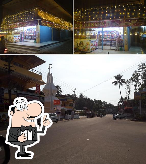 Pioneer Hardware and bakers, Keerampara