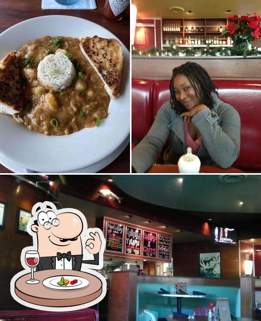 Rockfish Seafood Grill, 11805 Westheimer Rd 370 in Houston