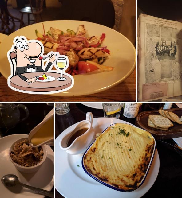 Meals at Ye Olde Cheshire Cheese