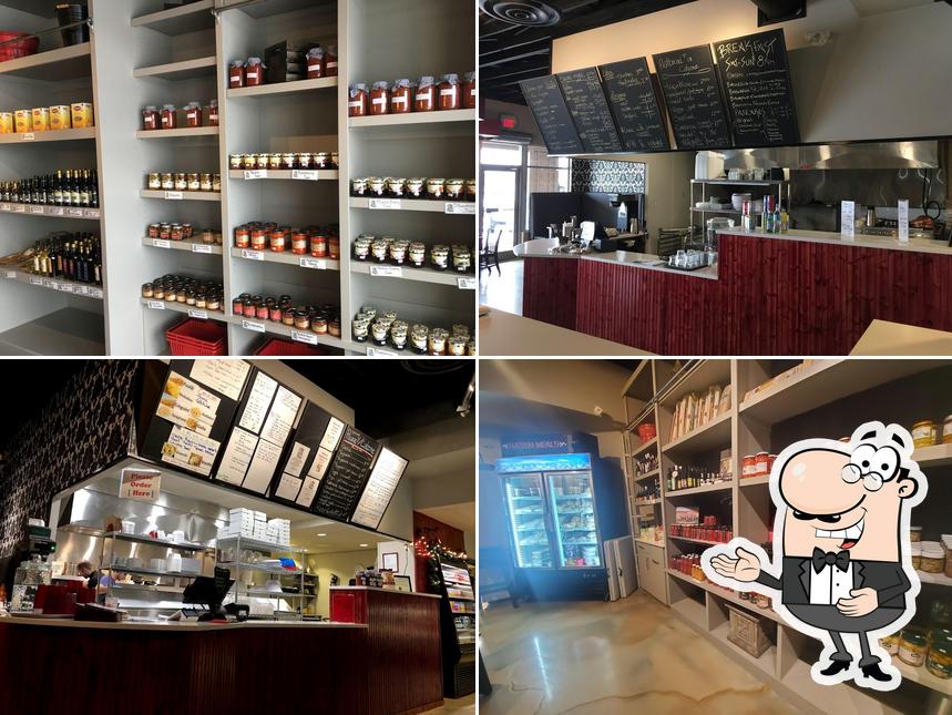 Crazy Pasta in Chestermere Restaurant menu and reviews